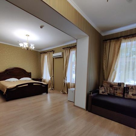 Evropeyskiy Kiev Luaran gambar